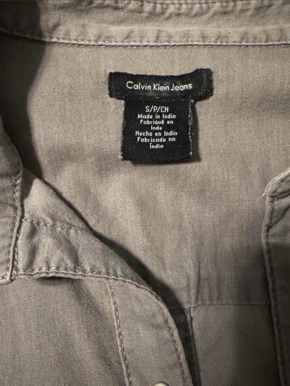 Calvin Klein Women's Grey Button-Front Western Shirt - Picture 3 of 5